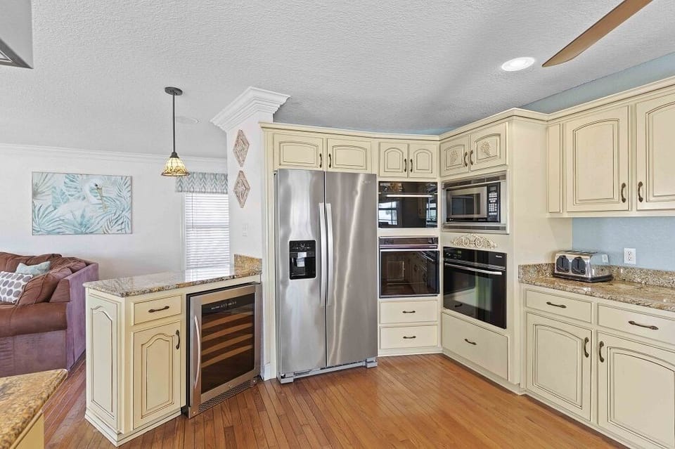 Sea Breeze - Kitchen
