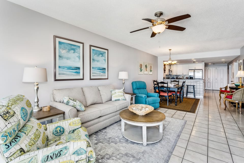 Emerald Isle 506 - Living Room
