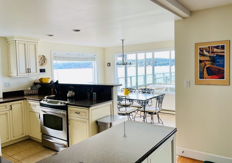 Enjoy the view while cooking and dining by the waterfront