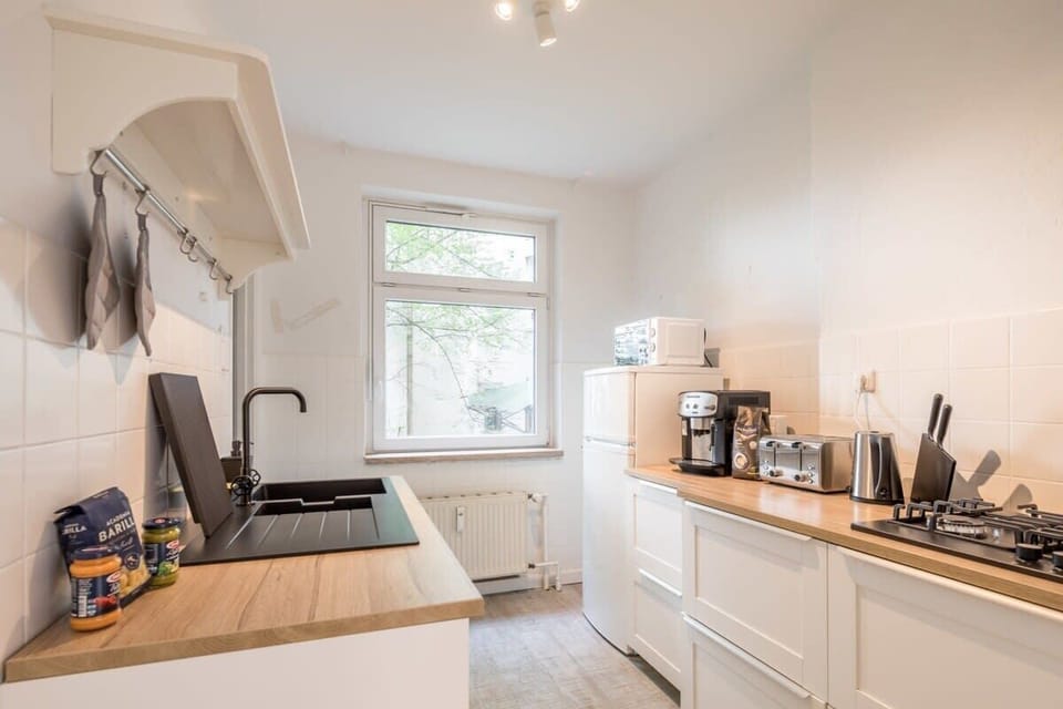 Fully equipped kitchen