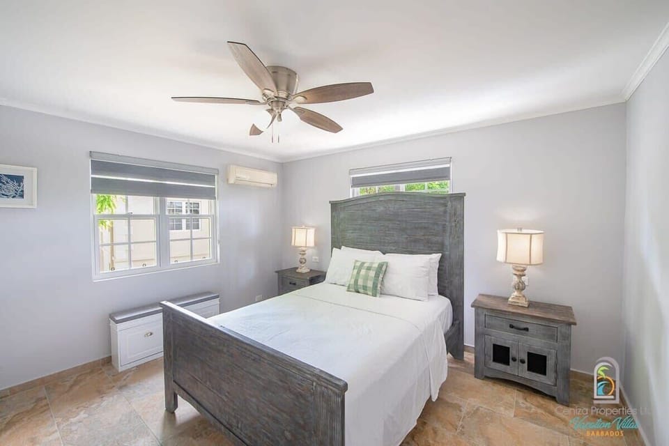 A peaceful retreat with a comfortable queen-sized bed, ideal for a restful night’s sleep.