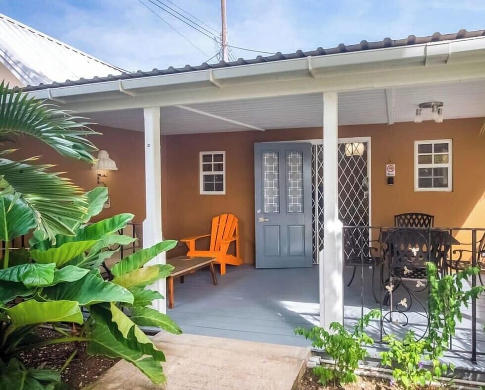 Your one-bedroom Bajan cottage awaits!