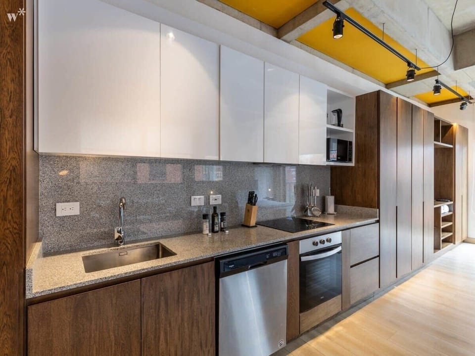 Fully equipped kitchen
