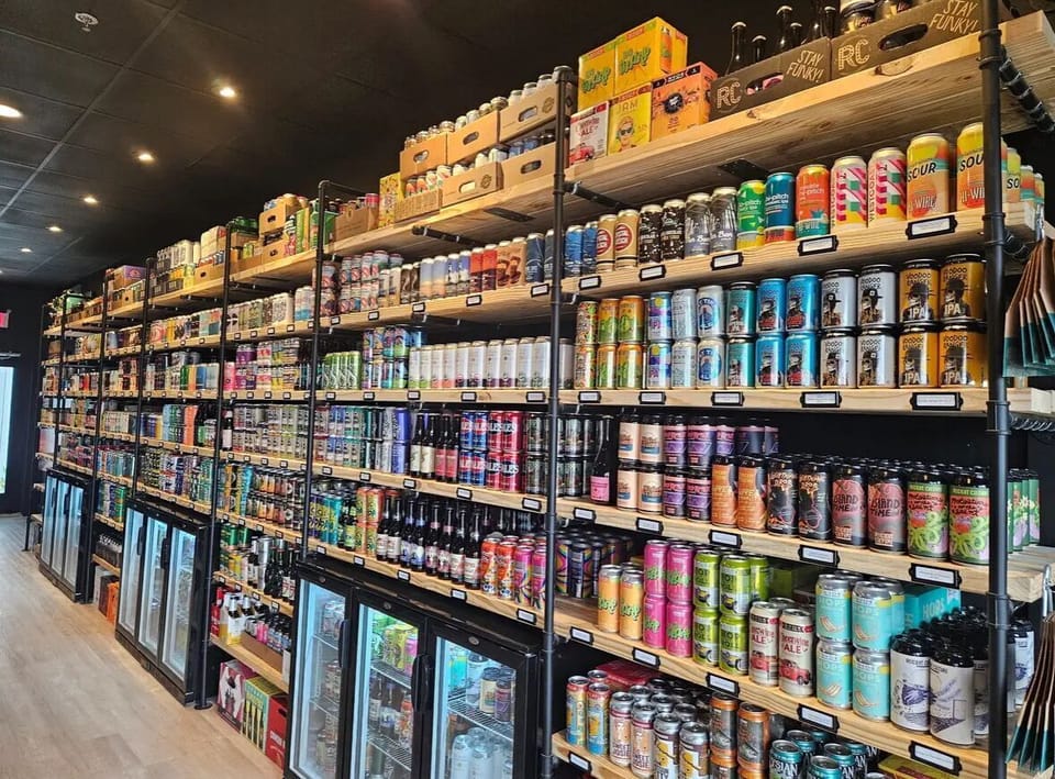Velvet Anchor Bottle Shop-Craft Beer, Seltzers, Wine