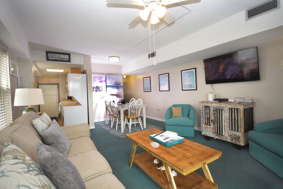 LIVING-AREA