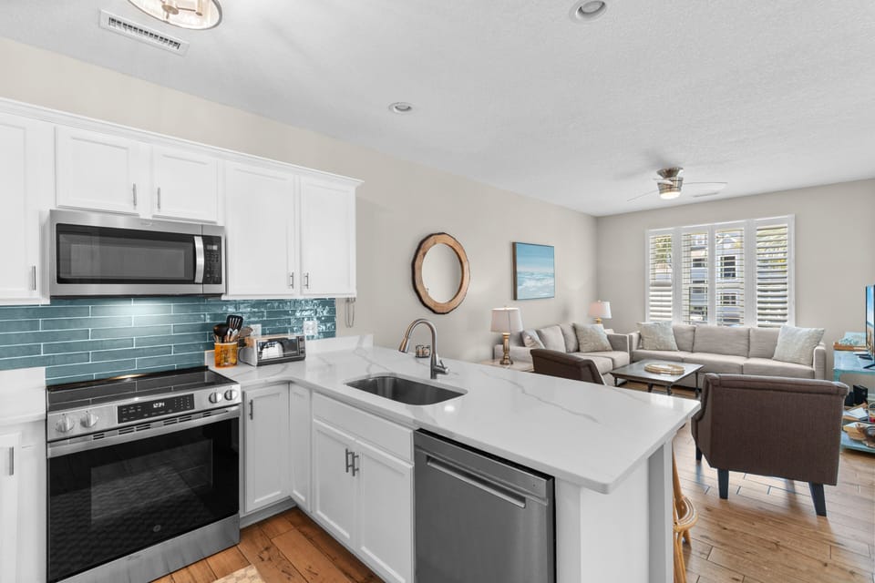 714ANOceanBlvd - 3