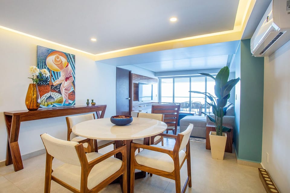 Dining table with seating for 4
