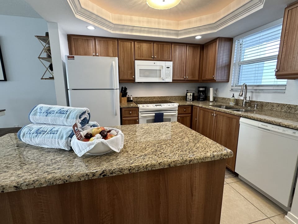Island prep counter