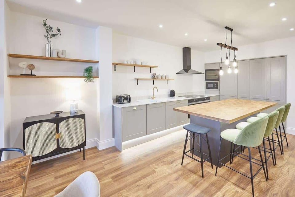 Albion House, Whitby - Host & Stay