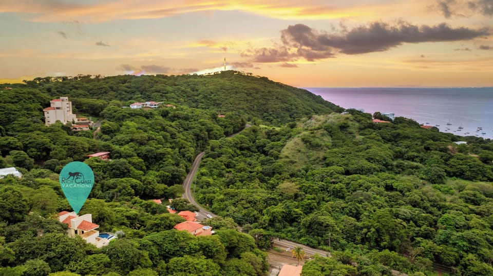 Casa Ventanas sits perched on the hillside in the gated development of Monte Paraiso.