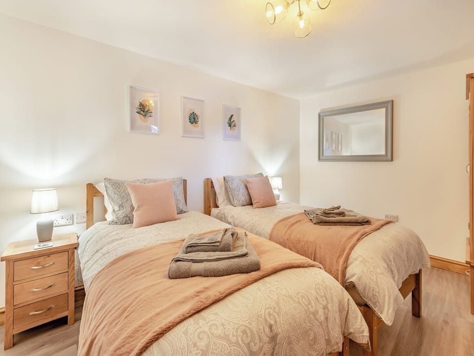 Twin bedroom | Heathcote Hideaway - Heathcote Grange, Heathcote