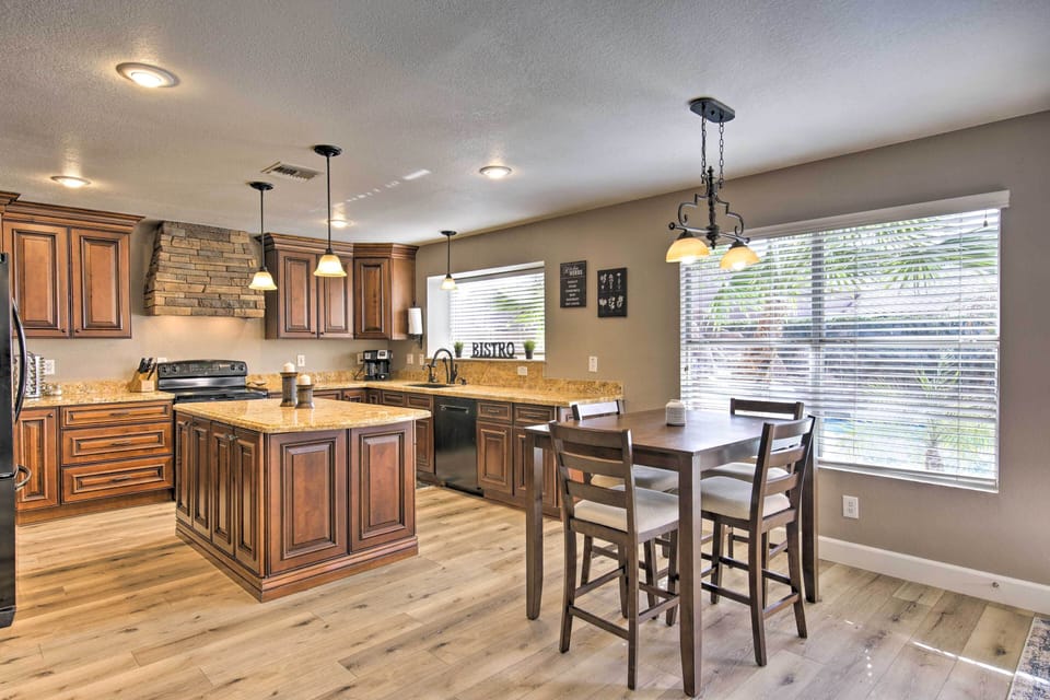 Kitchen | Fully Equipped