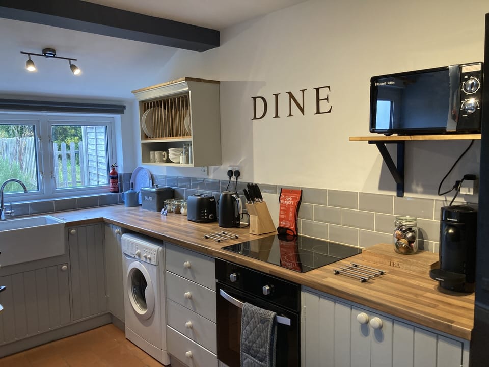 Fully equipped kitchen
