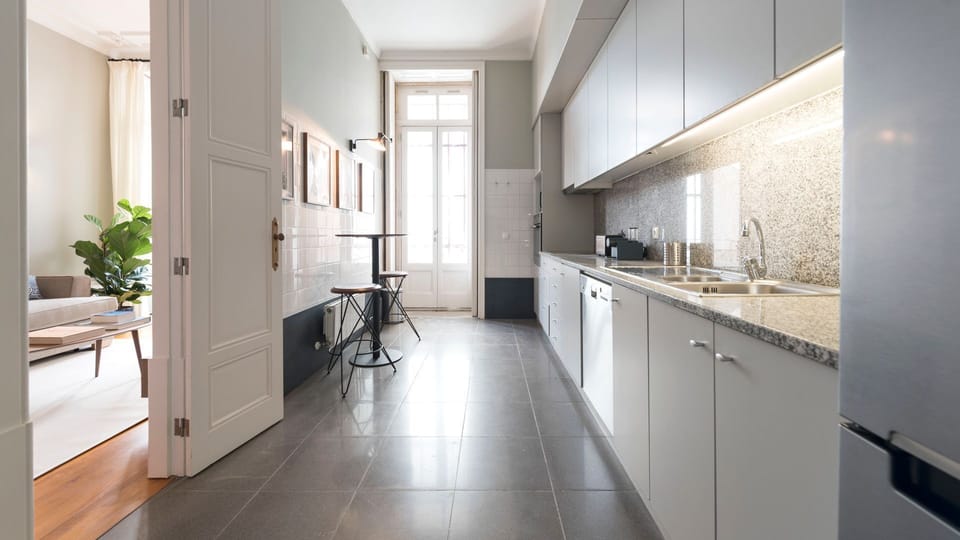 Fully equipped kitchen