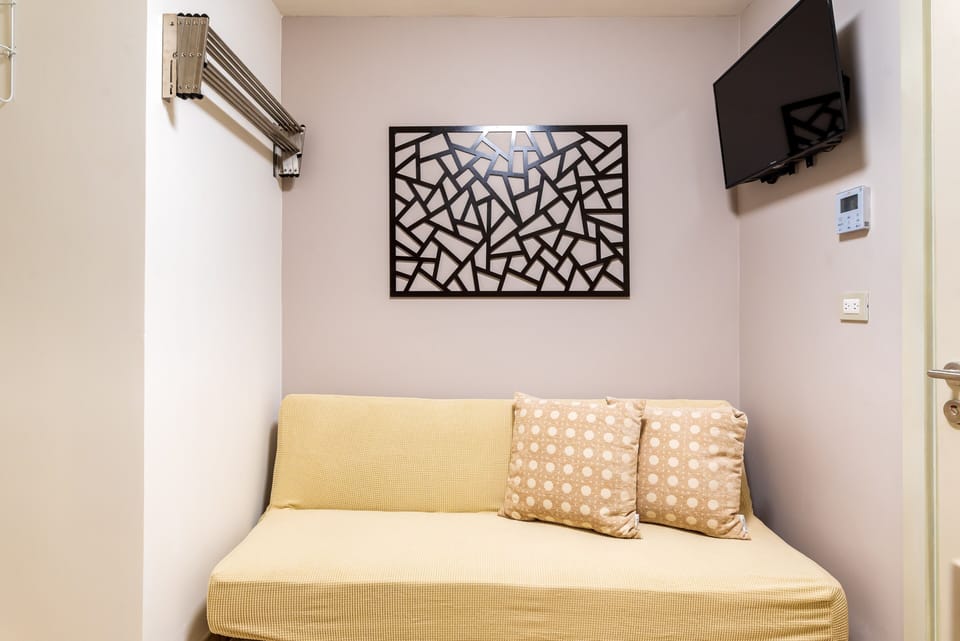 Furniture, Bedroom, Room, Indoors, Cushion