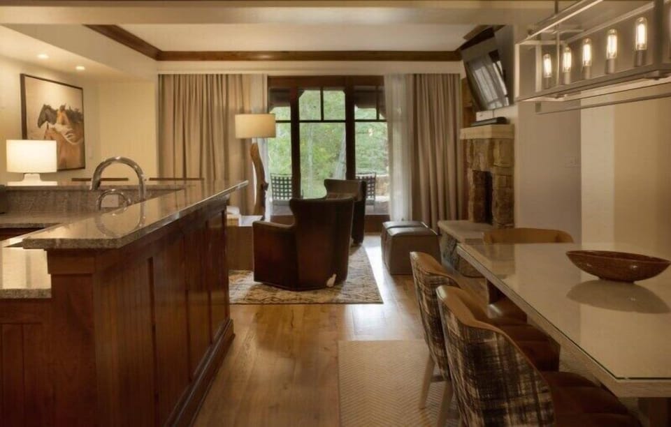 Ritz Carlton Beaver Creek Residences.jpg