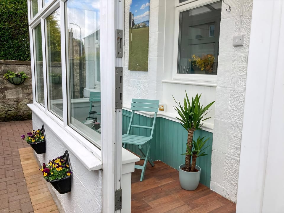 Sun room | Hollybank, Cupar