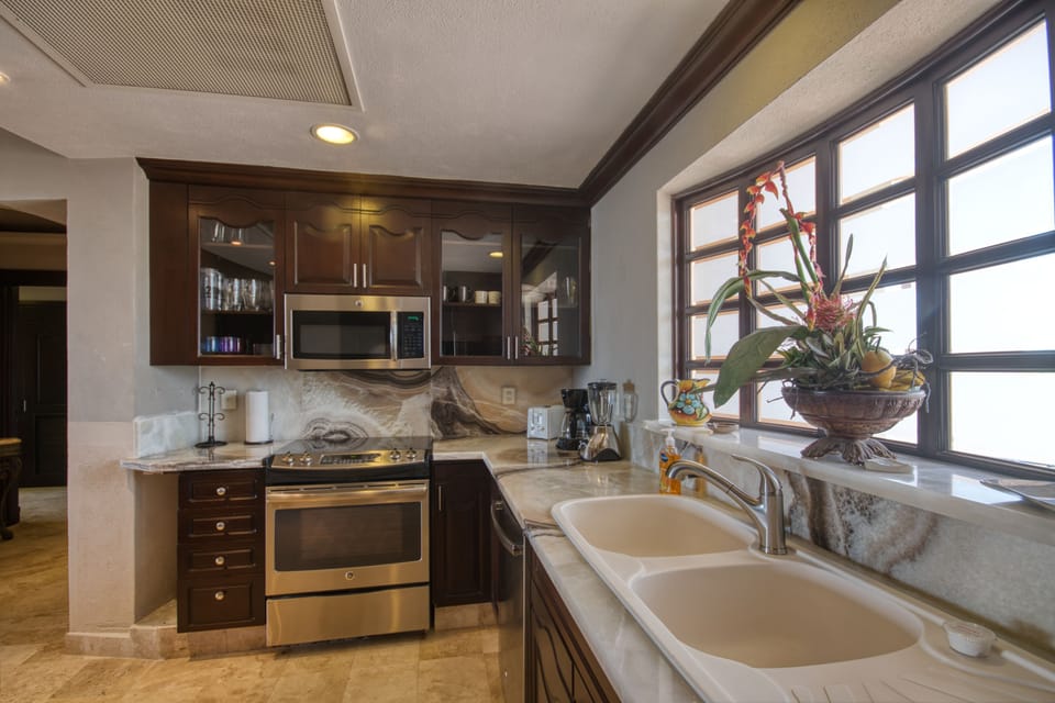 Beautiful kitchen with granite countertops and stainless appliances