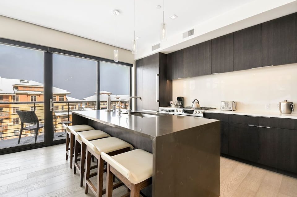 Prepare meals in the comfort of your very own fully-equipped kitchen. Please note photos are representative and actual unit may differ.