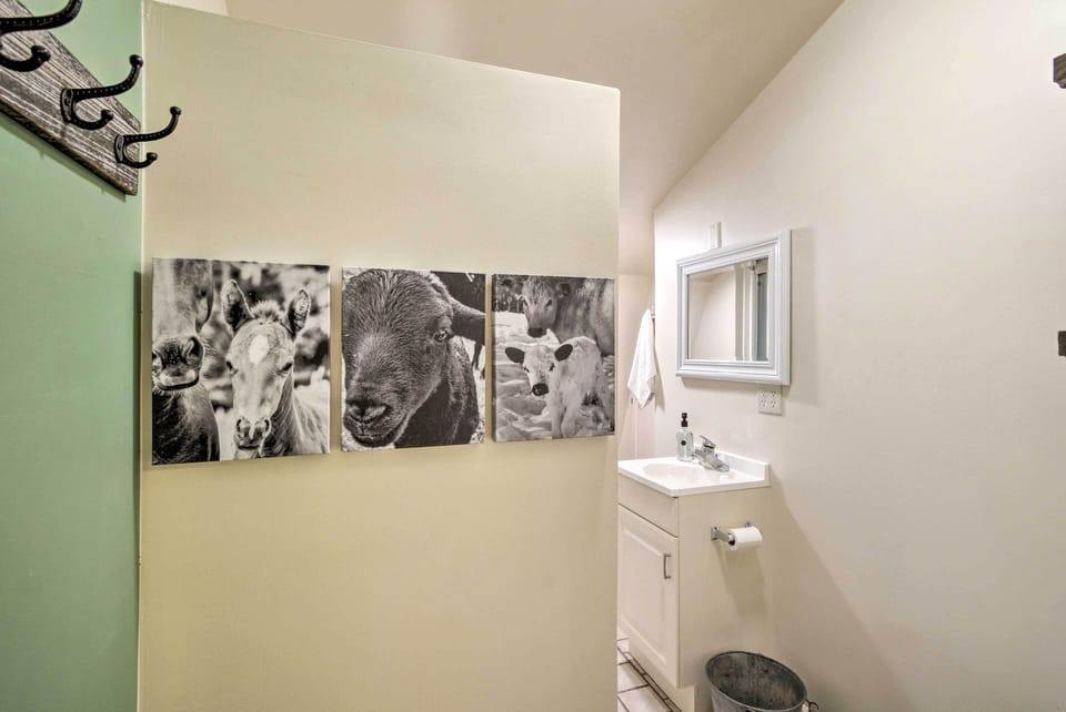 Bathroom | 2nd Floor | Complimentary Toiletries