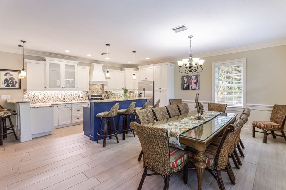 Indoor Dining Setup