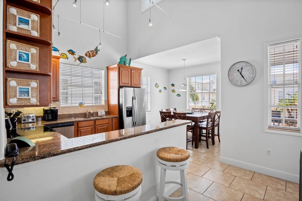 Kitchen, Breakfast Bar