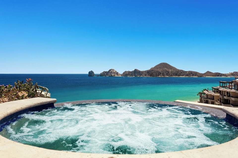 Infinity hot tub with Land's End view