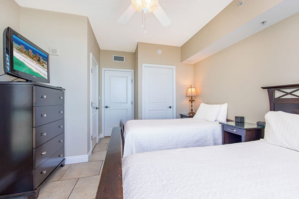 Guest Bedroom 1.3