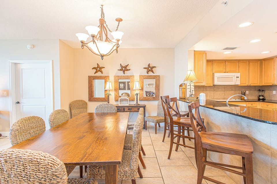 Dining Area 1.2