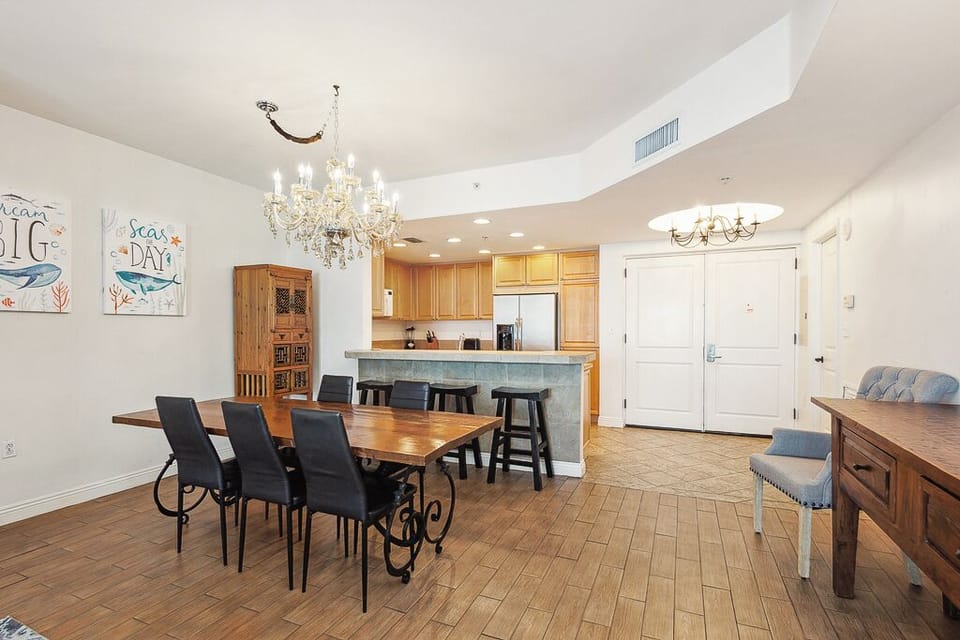 Dining Room 1.0