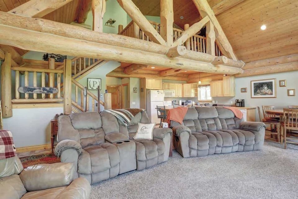 Main level living area