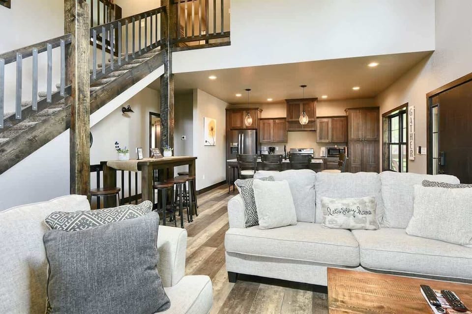 Iron Wood Lodge living room and staircase. 
