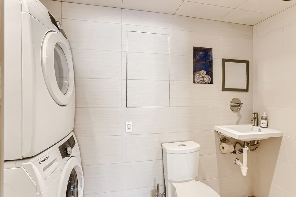 3/4 Bathroom - Laundry