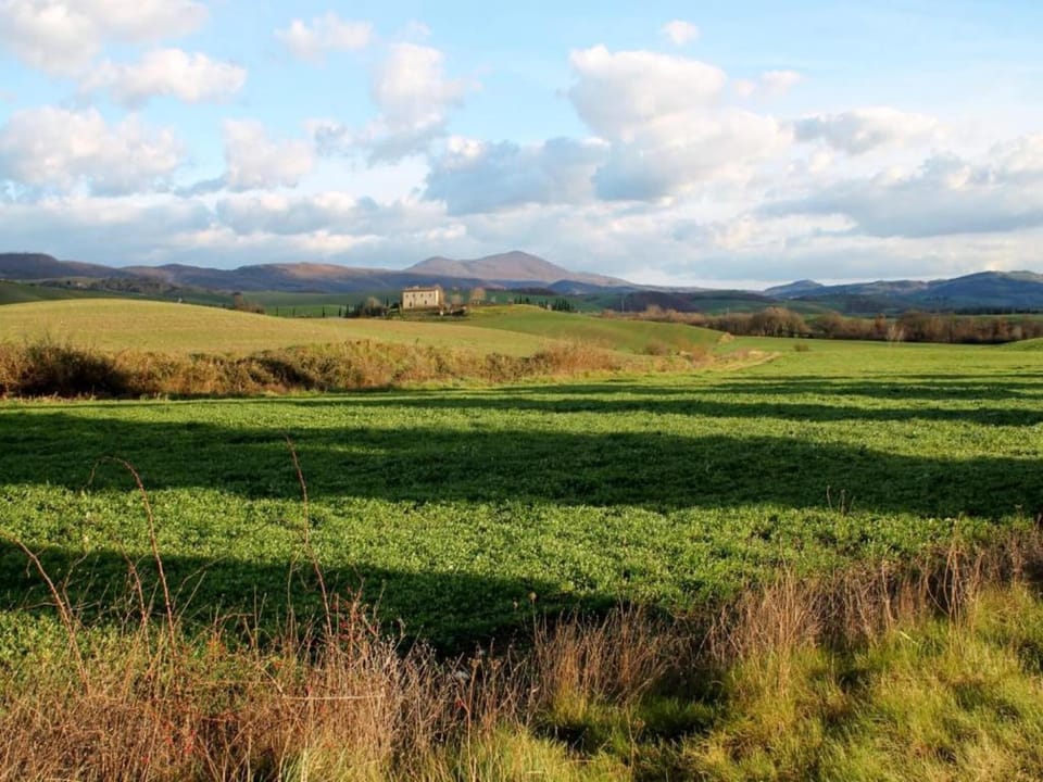 Surroundings [summer] (1-5 km)