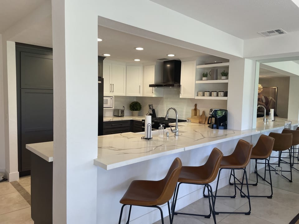 Breakfast bar