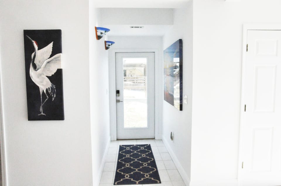 Beach level entry