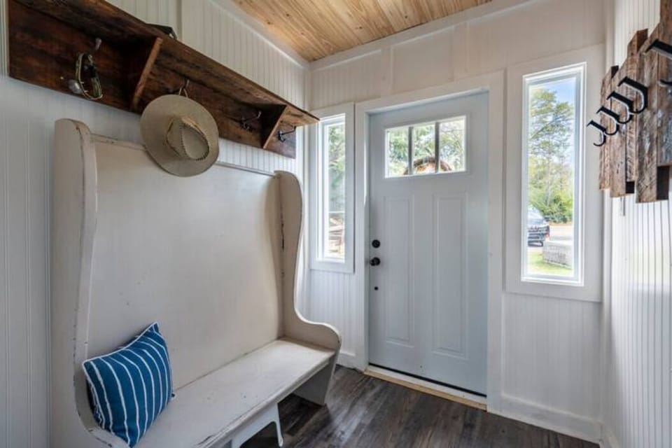 Mud room