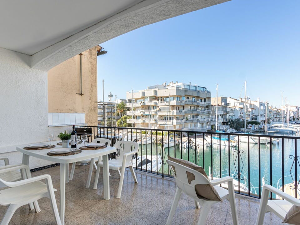 Water, Sky, Furniture, Property, Table, Chair, Building, Interior Design, Window, Watercraft
