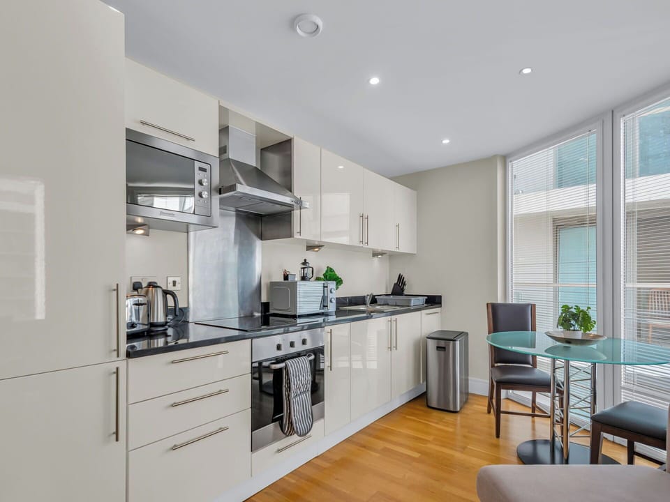 Interior Design, Flooring, Ceiling, Furniture, Apartment, Floor, Cabinetry, Home, Countertop, Room