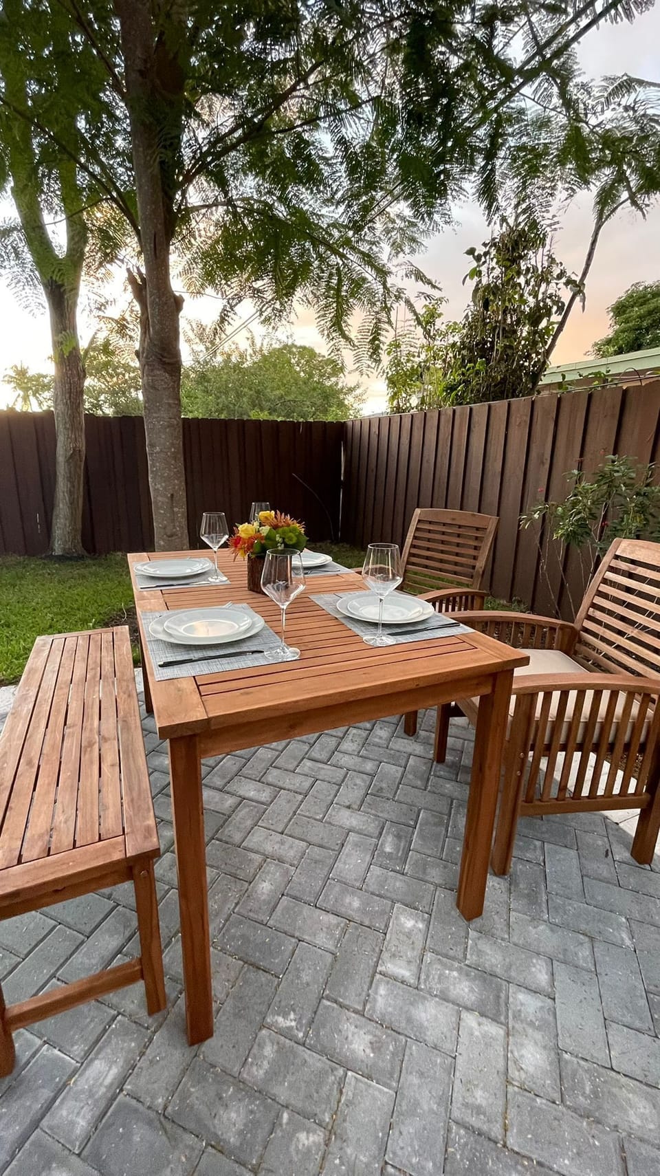Outdoor dining