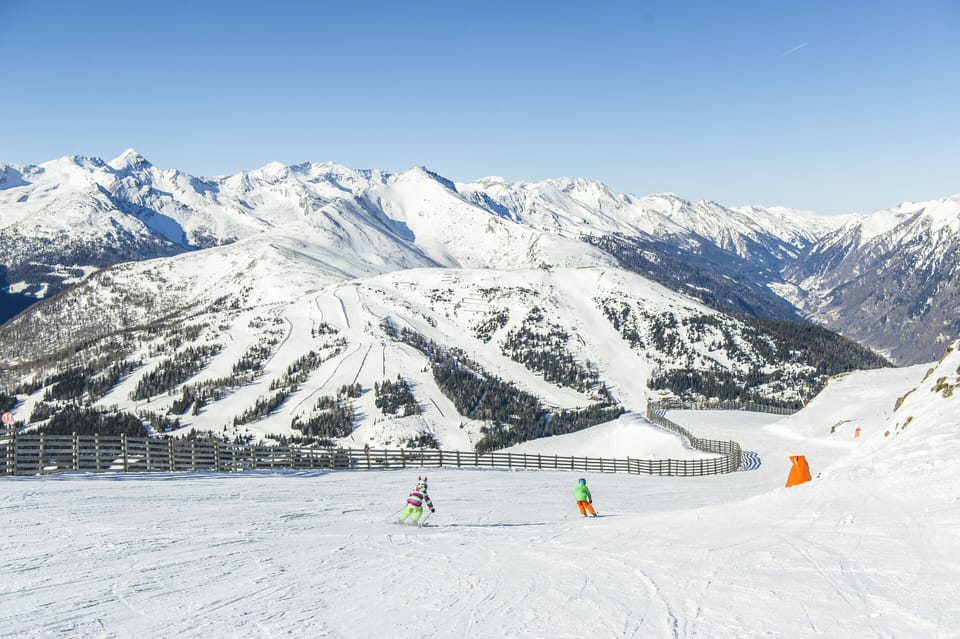 Snow and ski sports