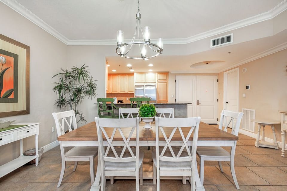 Dining Room 1.2