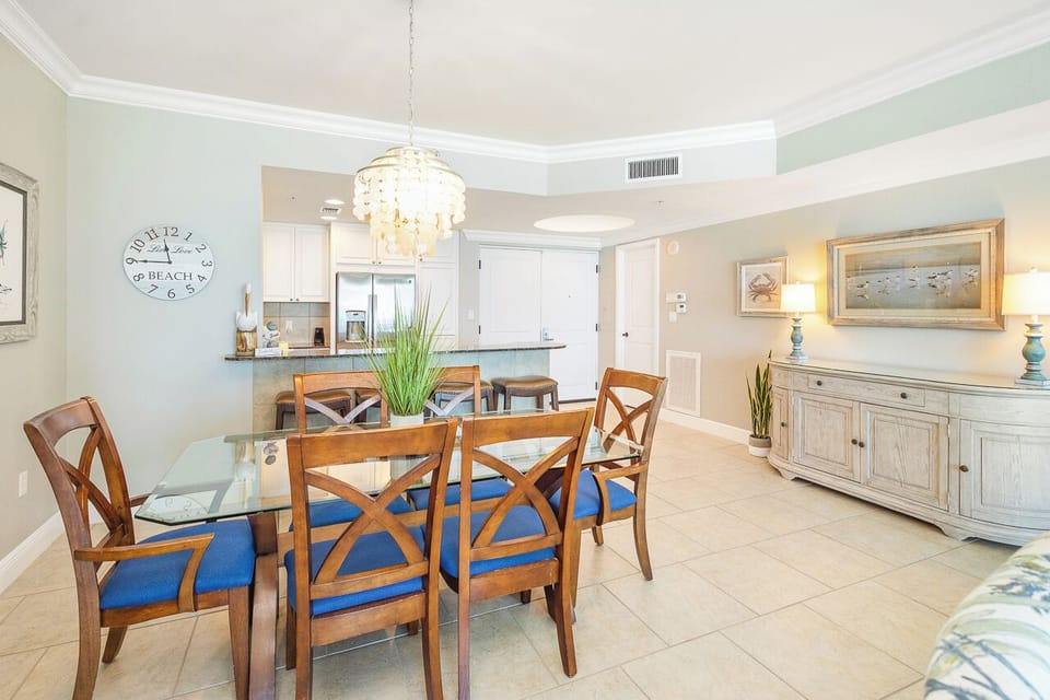 Dining Room 1.1