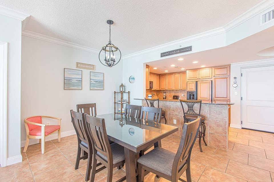 Dining Area 1.1