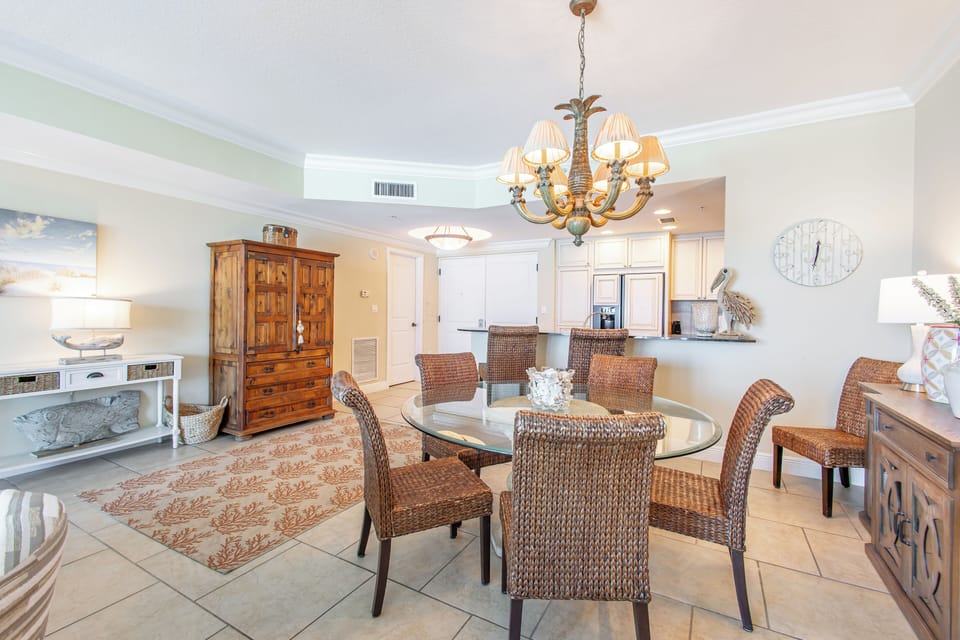 Dining Area 1.0