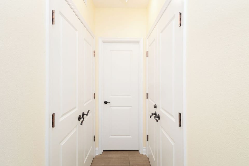 Guest Bedroom Closet