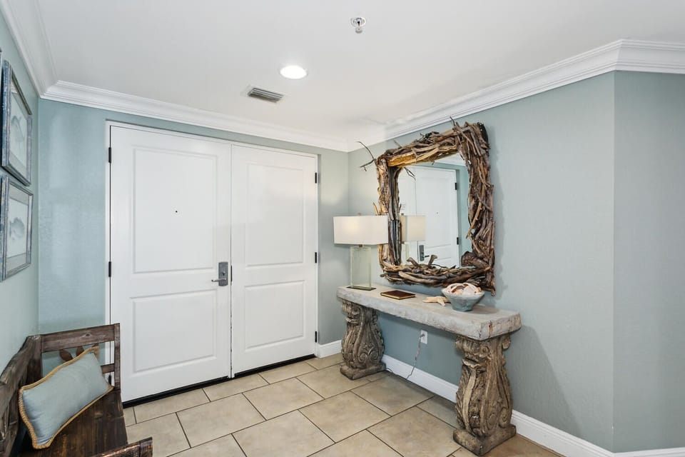 Entryway 1.1