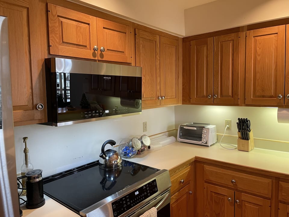Kitchen w/induction range.