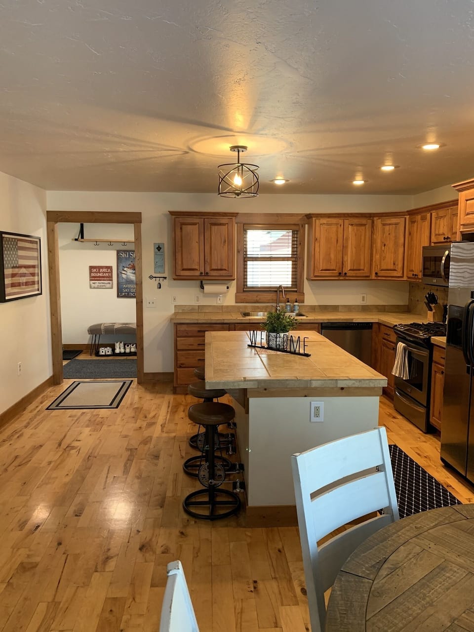 Open kitchen and dining area