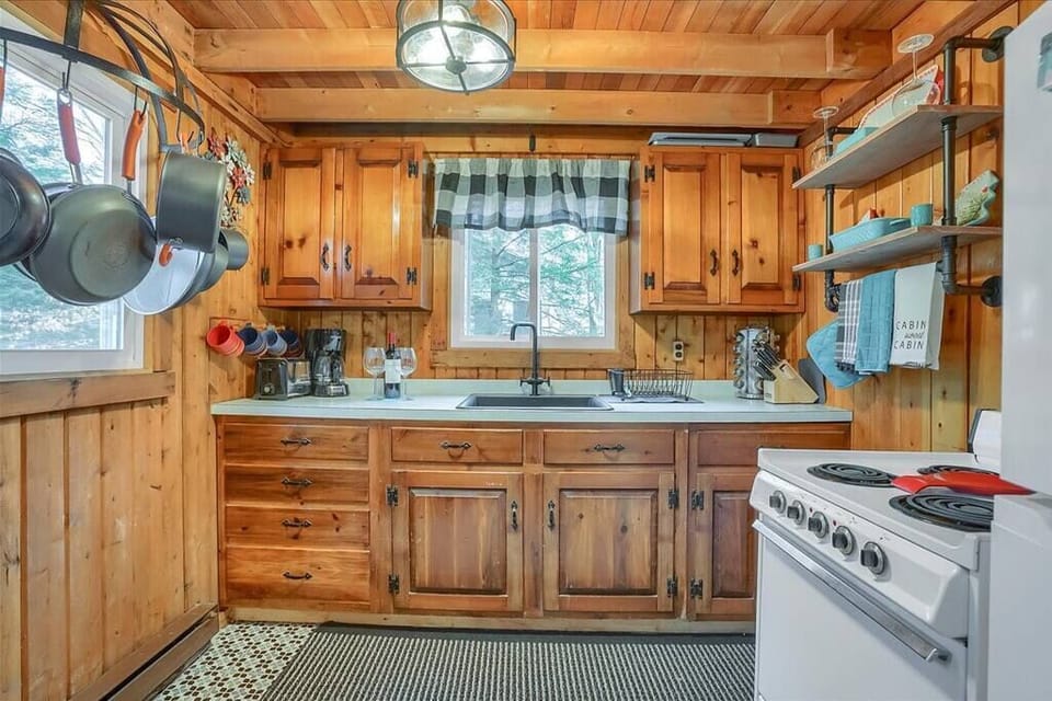 Fully stocked kitchen